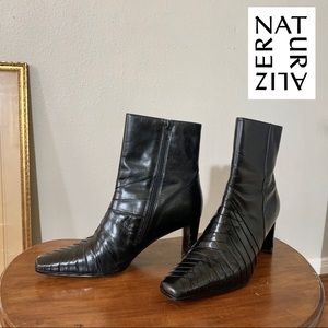 Naturalizer Genuine Leather Black Pointed Toe Bootie Boots - Size 9.5 (GUC)
